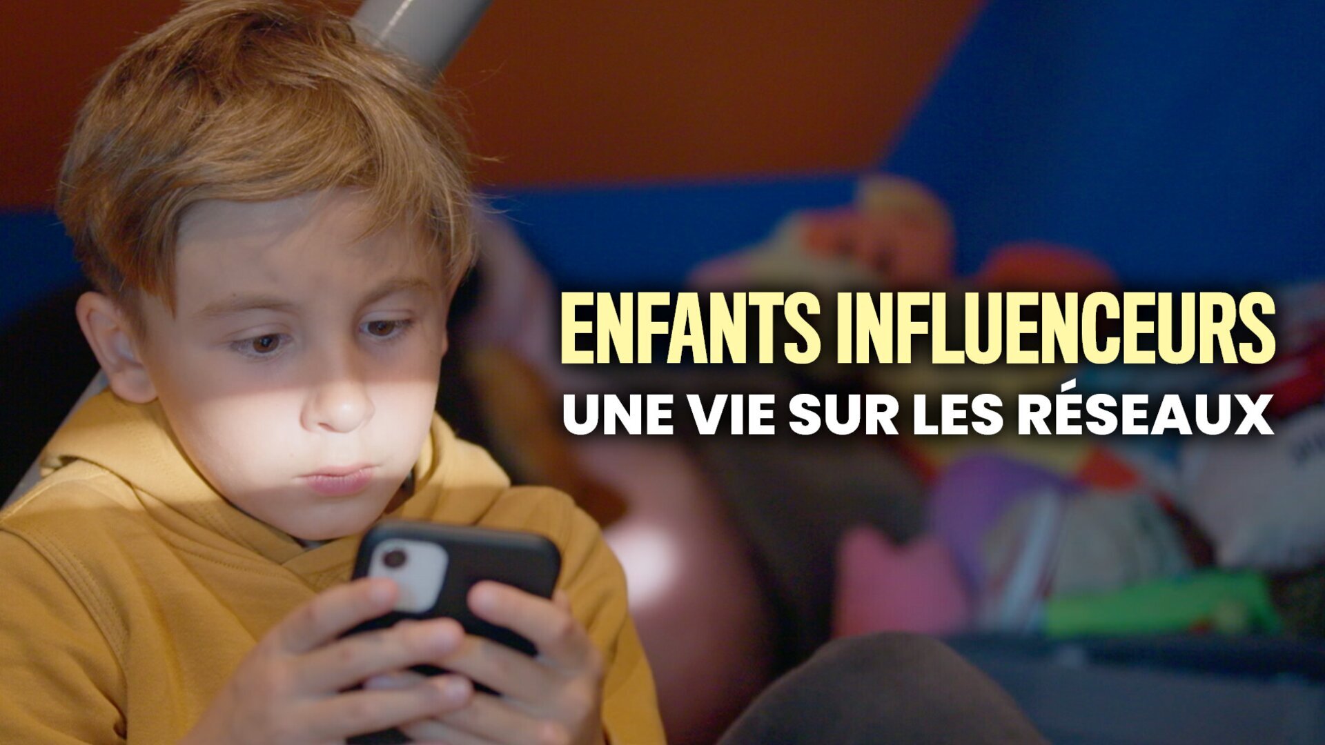 Enfants influenceurs : une vie sur les réseaux