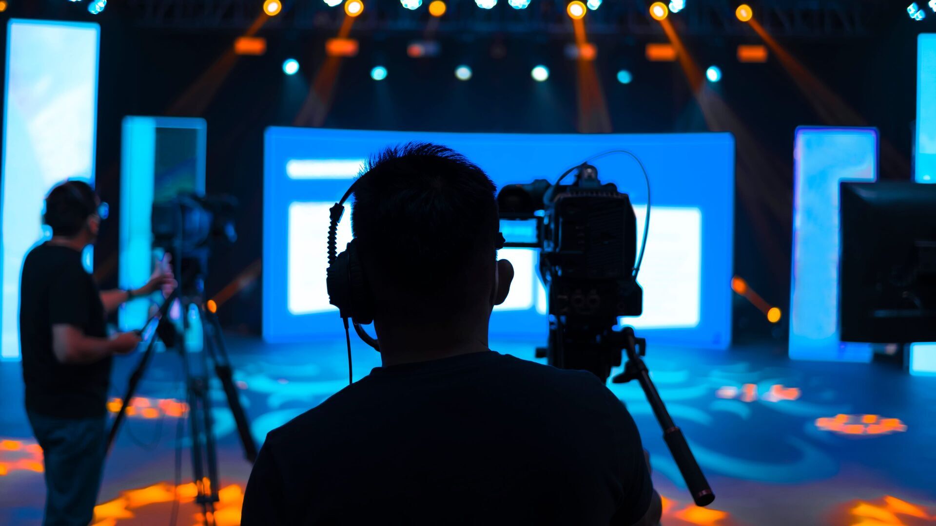 A suivre, votre case "International" — BFM Grands Reportages 20:21