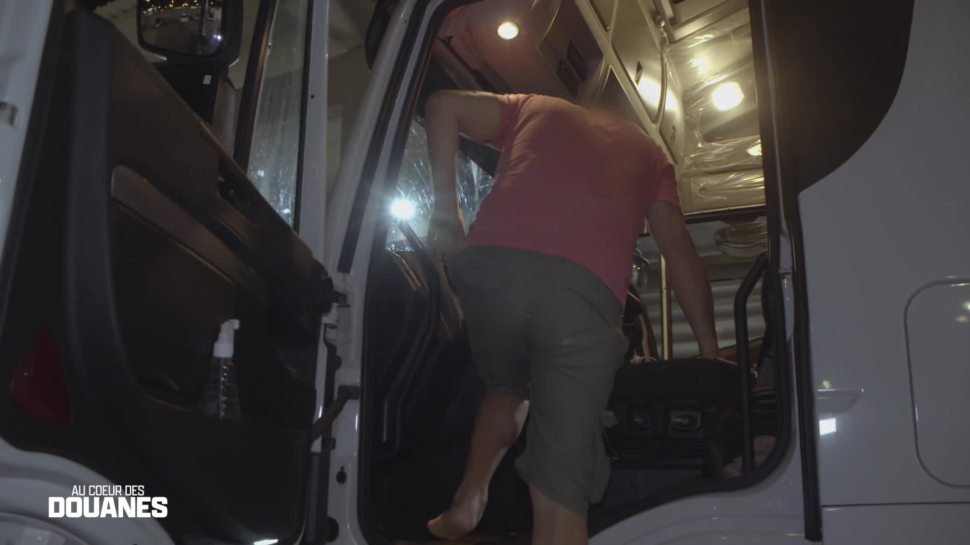 Au c?ur des douanes du 09 Avril