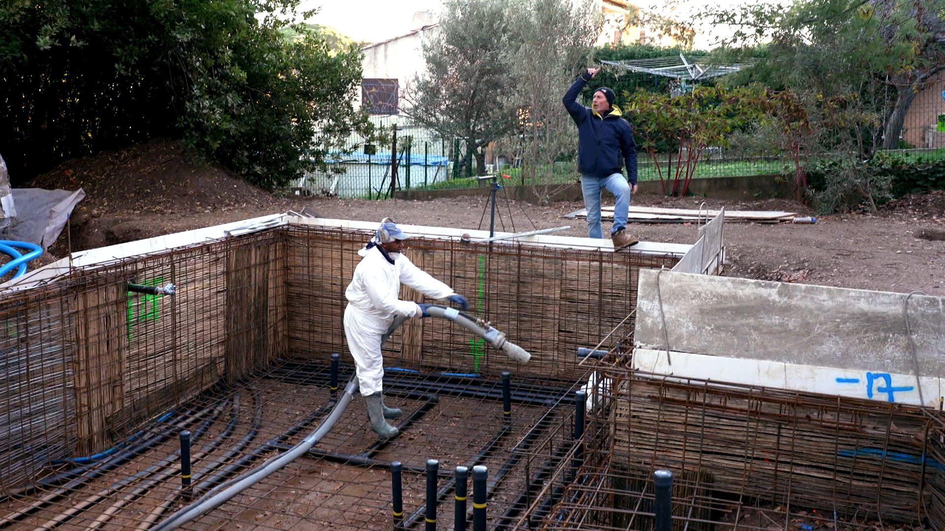 Replay S1E6 - Piscine à Cascade Dans Le Var : Voir L'intégralité De ...